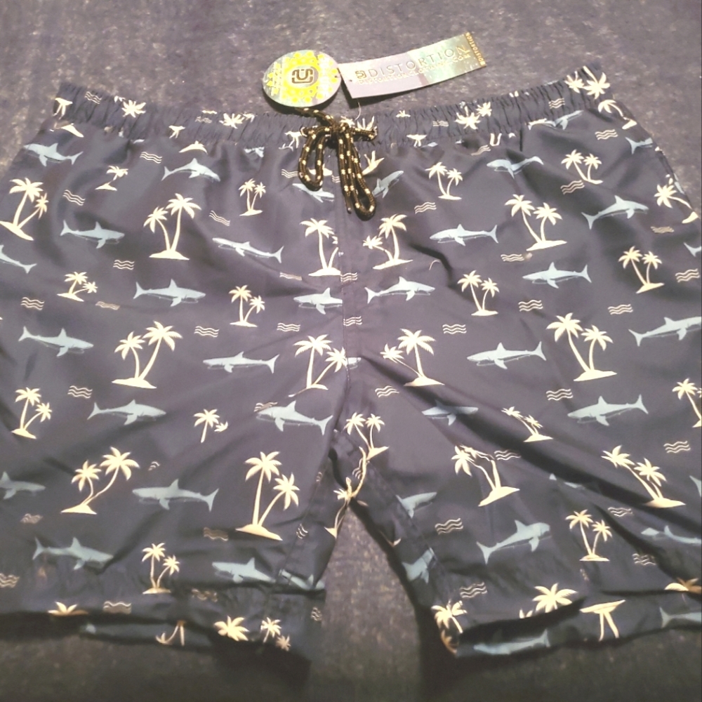 Mens XL Distortion swim trunks - SPF 50+ UV protection - BNWT